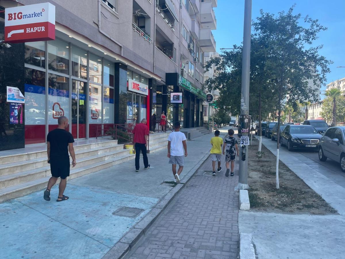 Ajla Apartment Durrës Esterno foto
