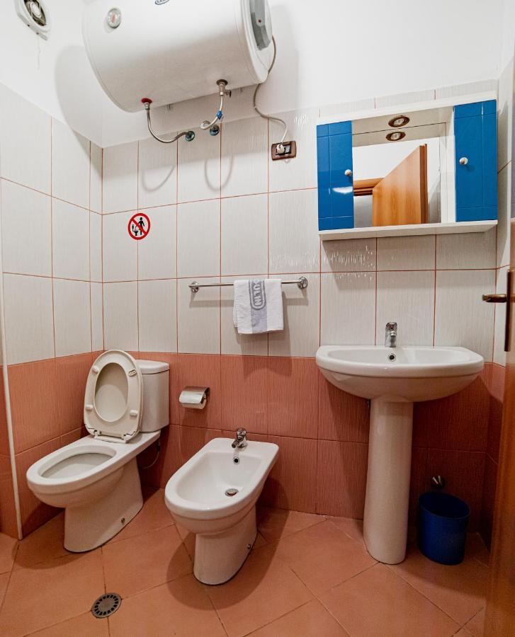Ajla Apartment Durrës Esterno foto