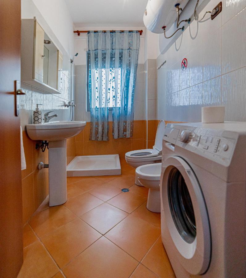 Ajla Apartment Durrës Esterno foto